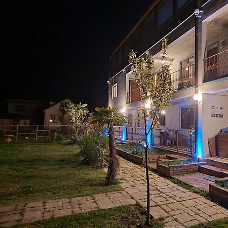 Apsa Butik Hotel Sochumi Exterior foto