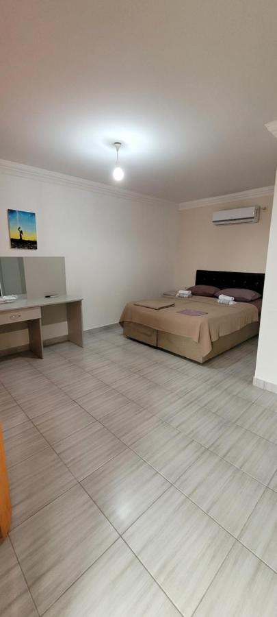 Apsa Butik Hotel Sochumi Exterior foto